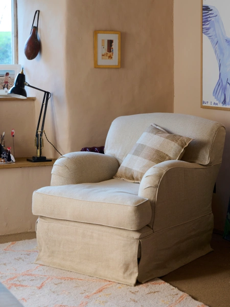 Discover your perfect handmade armchair.