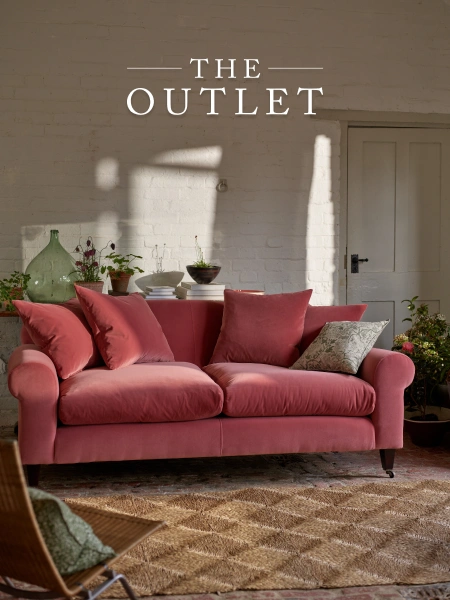 Save up to 80% - exceptional value on ex-display models.