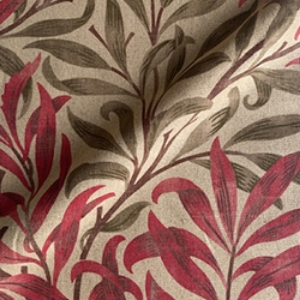 Spill Resistant V&A Willow Bough Large: Red