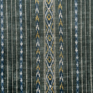 V&A Threads of India Opulent Velvets - Andhra Weave: Hunter