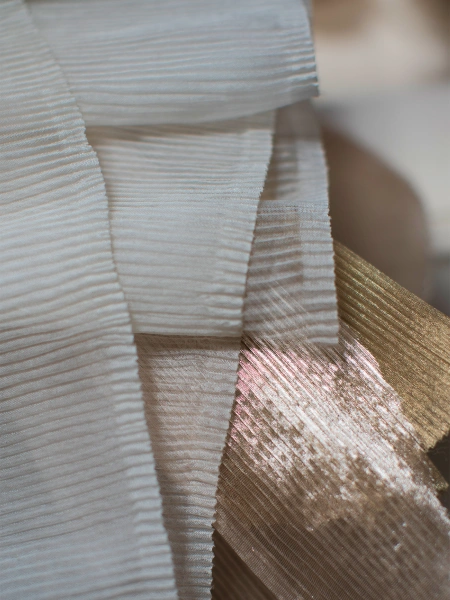 Order up to 6 free fabric samples and explore colour, texture and creative expression.