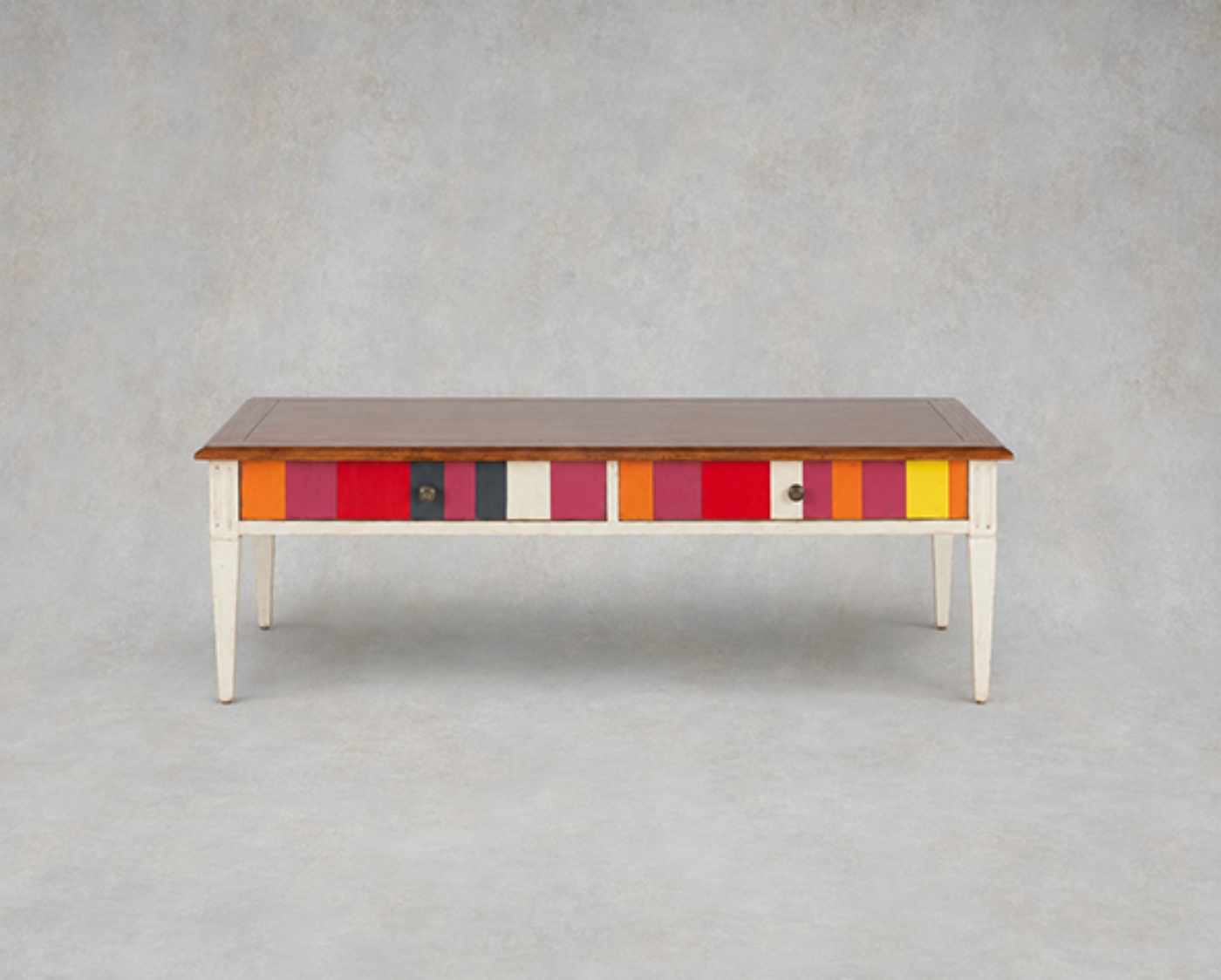 Outlet Manchester: Savernake rectangular coffee table in Cherry wood