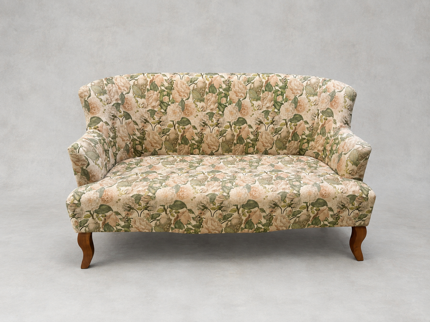 Outlet Basingstoke: Grassington 2.5 seater sofa in Etta's Bouquet All Over Alba