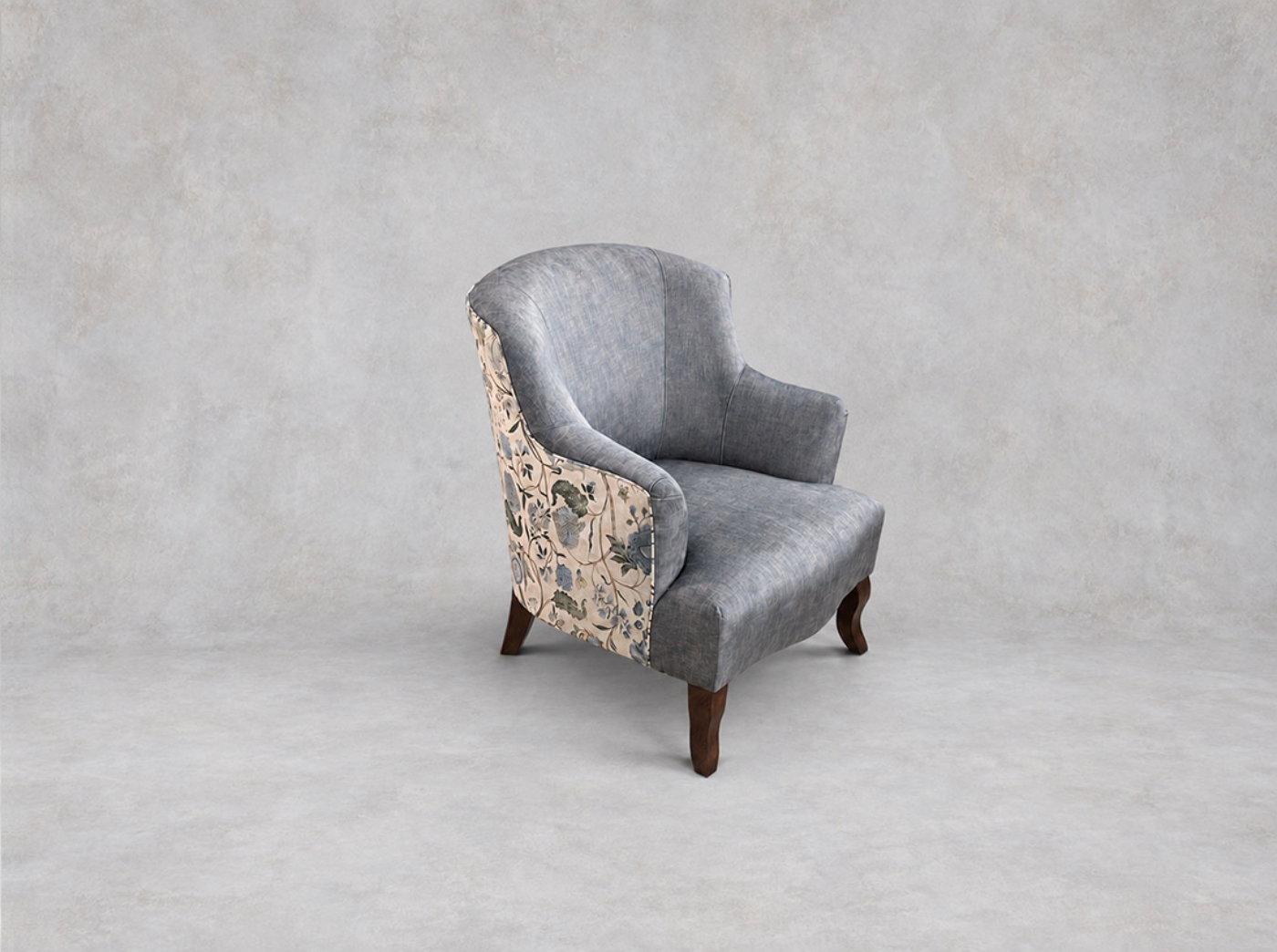 Outlet Battersea: Grassington chair in Threads of India Linen in Tree of Life Colour Chalk and Almost Plain Powder Blue